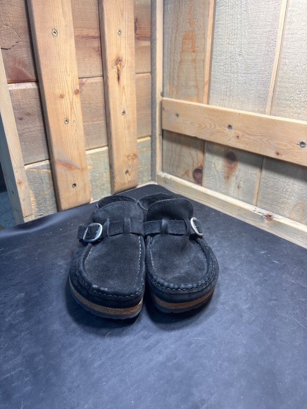 Birkenstock Buckley Black Suede Shearling Clog Unisex Size US W7 US M5 EU 38 - Picture 5 of 11